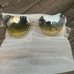New in Package Fossil Amore sunglasses